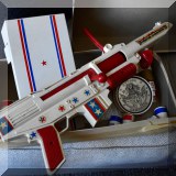 Y01. Vintage toy. 